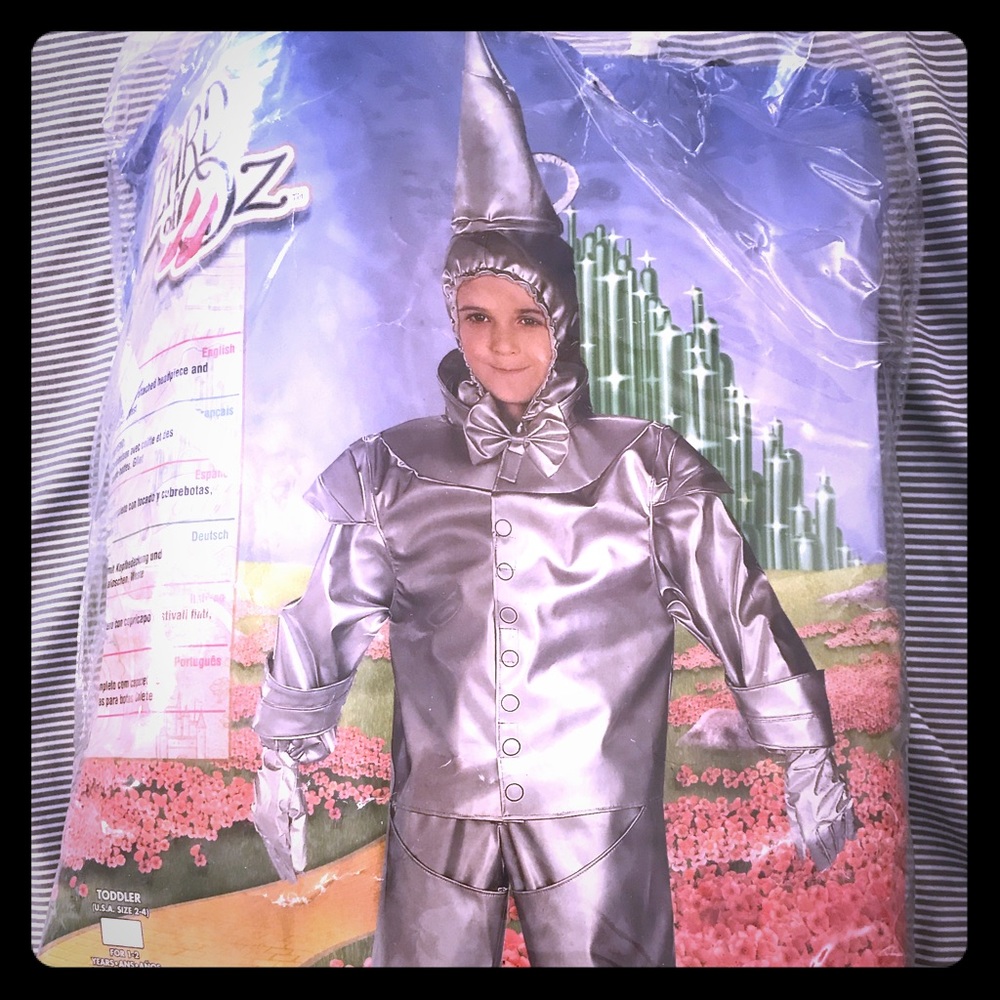 NWT Wizard of Oz costume size 4 Boy